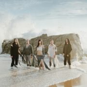 Visions Of Atlantis: vídeo de “Nothing Lasts Forever”