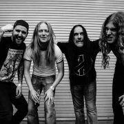 Carcass, novo álbum: “Torn Arteries” é um título em homenagem a Ken Owen