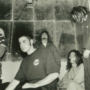 A vingança dos freaks: como o nu-metal tomou conta do mundo