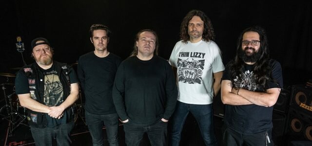 Meridian: cover de “Shadows Are Falling” (Randy)