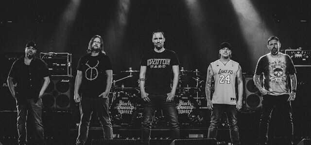 Black Swamp Water: vídeo de “Endless War”